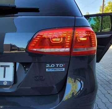 Чорний Фольксваген Пассат, об'ємом двигуна 2 л та пробігом 236 тис. км за 12900 $, фото 34 на Automoto.ua