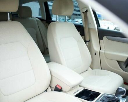 Черный Фольксваген Пассат, объемом двигателя 2 л и пробегом 180 тыс. км за 8687 $, фото 7 на Automoto.ua