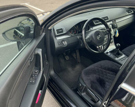 Чорний Фольксваген Пассат, об'ємом двигуна 1.6 л та пробігом 265 тис. км за 11600 $, фото 10 на Automoto.ua