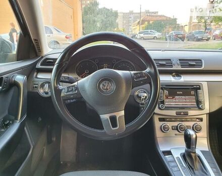 Черный Фольксваген Пассат, объемом двигателя 2 л и пробегом 225 тыс. км за 11400 $, фото 5 на Automoto.ua
