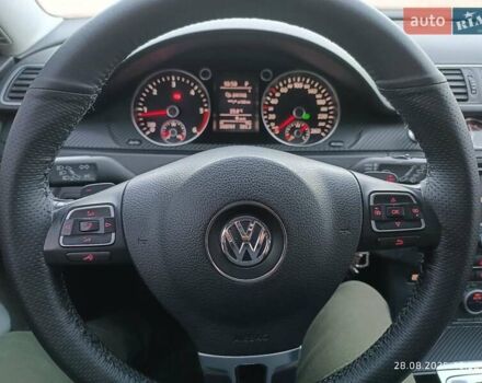 Черный Фольксваген Пассат, объемом двигателя 1.6 л и пробегом 270 тыс. км за 11000 $, фото 9 на Automoto.ua