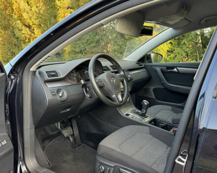 Чорний Фольксваген Пассат, об'ємом двигуна 2 л та пробігом 244 тис. км за 12750 $, фото 43 на Automoto.ua