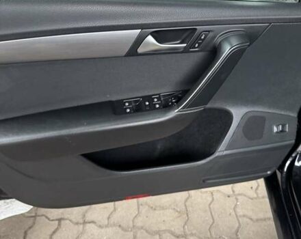 Черный Фольксваген Пассат, объемом двигателя 1.6 л и пробегом 228 тыс. км за 14000 $, фото 14 на Automoto.ua