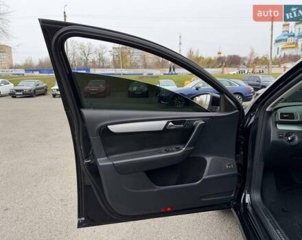 Чорний Фольксваген Пассат, об'ємом двигуна 2 л та пробігом 283 тис. км за 11300 $, фото 33 на Automoto.ua