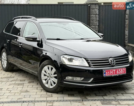 Чорний Фольксваген Пассат, об'ємом двигуна 2 л та пробігом 230 тис. км за 12300 $, фото 5 на Automoto.ua