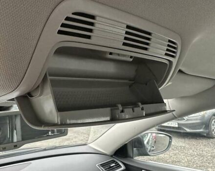 Черный Фольксваген Пассат, объемом двигателя 1.6 л и пробегом 245 тыс. км за 11999 $, фото 32 на Automoto.ua