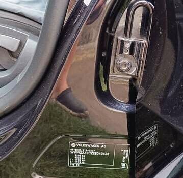 Черный Фольксваген Пассат, объемом двигателя 1.97 л и пробегом 251 тыс. км за 12999 $, фото 23 на Automoto.ua