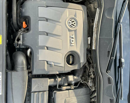 Чорний Фольксваген Пассат, об'ємом двигуна 1.6 л та пробігом 265 тис. км за 11600 $, фото 14 на Automoto.ua