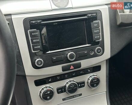 Черный Фольксваген Пассат, объемом двигателя 2 л и пробегом 336 тыс. км за 9990 $, фото 21 на Automoto.ua