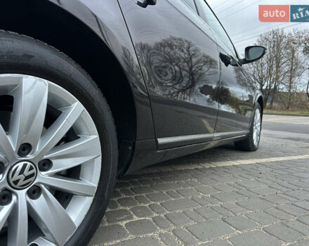 Черный Фольксваген Пассат, объемом двигателя 1.97 л и пробегом 224 тыс. км за 11999 $, фото 22 на Automoto.ua