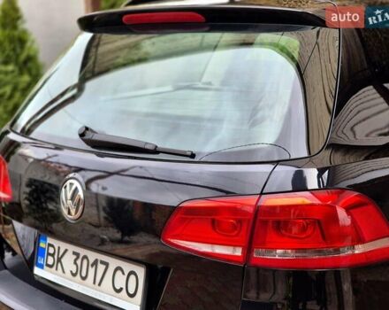 Черный Фольксваген Пассат, объемом двигателя 1.6 л и пробегом 195 тыс. км за 9700 $, фото 30 на Automoto.ua