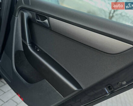 Черный Фольксваген Пассат, объемом двигателя 1.6 л и пробегом 213 тыс. км за 11900 $, фото 76 на Automoto.ua