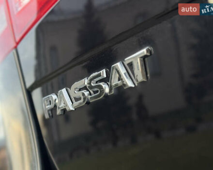 Черный Фольксваген Пассат, объемом двигателя 1.6 л и пробегом 213 тыс. км за 11900 $, фото 28 на Automoto.ua