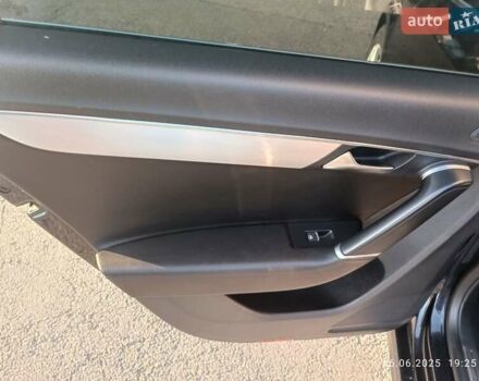 Черный Фольксваген Пассат, объемом двигателя 1.6 л и пробегом 257 тыс. км за 9200 $, фото 16 на Automoto.ua