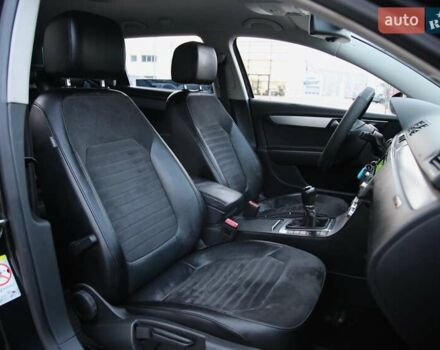 Черный Фольксваген Пассат, объемом двигателя 1.6 л и пробегом 262 тыс. км за 8800 $, фото 9 на Automoto.ua