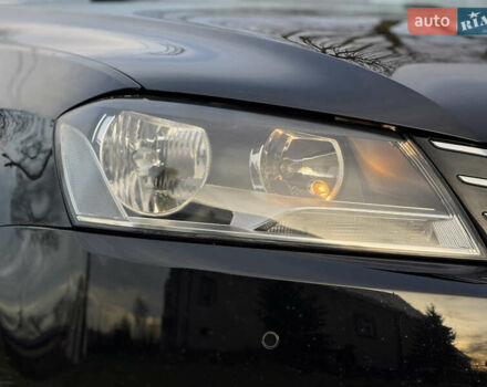 Черный Фольксваген Пассат, объемом двигателя 1.6 л и пробегом 213 тыс. км за 11900 $, фото 15 на Automoto.ua