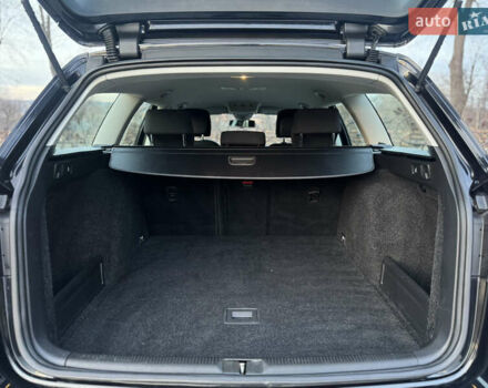 Черный Фольксваген Пассат, объемом двигателя 1.6 л и пробегом 213 тыс. км за 11900 $, фото 87 на Automoto.ua