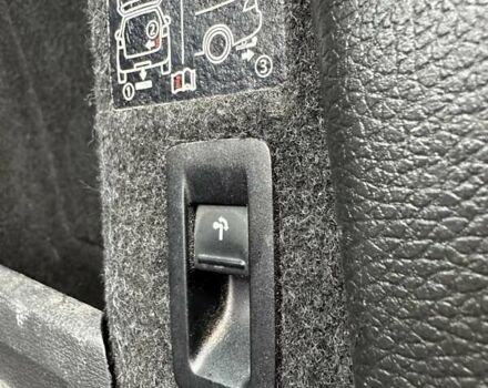 Чорний Фольксваген Пассат, об'ємом двигуна 1.6 л та пробігом 245 тис. км за 11999 $, фото 46 на Automoto.ua