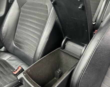 Черный Фольксваген Пассат, объемом двигателя 1.6 л и пробегом 245 тыс. км за 11999 $, фото 39 на Automoto.ua