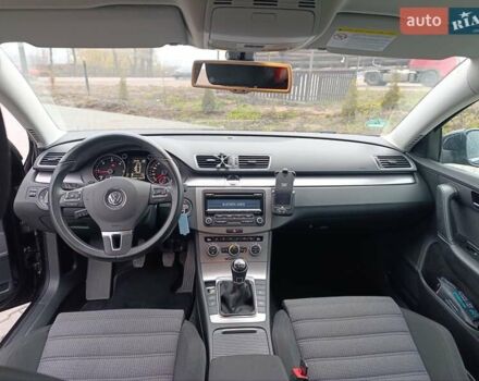 Черный Фольксваген Пассат, объемом двигателя 1.97 л и пробегом 270 тыс. км за 10700 $, фото 8 на Automoto.ua