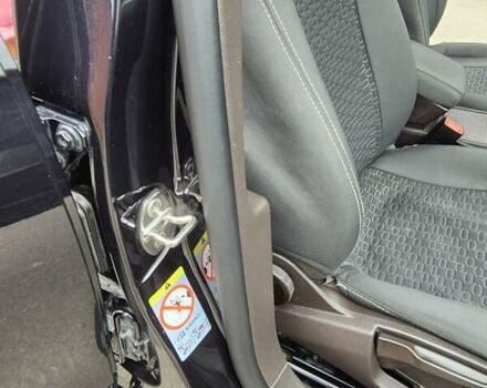 Черный Фольксваген Пассат, объемом двигателя 1.97 л и пробегом 302 тыс. км за 11599 $, фото 16 на Automoto.ua