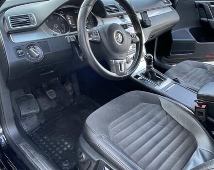 Черный Фольксваген Пассат, объемом двигателя 1.97 л и пробегом 280 тыс. км за 12000 $, фото 2 на Automoto.ua