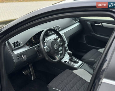 Чорний Фольксваген Пассат, об'ємом двигуна 2 л та пробігом 249 тис. км за 13200 $, фото 40 на Automoto.ua
