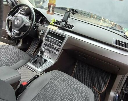 Черный Фольксваген Пассат, объемом двигателя 1.97 л и пробегом 302 тыс. км за 11599 $, фото 14 на Automoto.ua