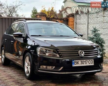 Черный Фольксваген Пассат, объемом двигателя 1.6 л и пробегом 195 тыс. км за 9700 $, фото 11 на Automoto.ua