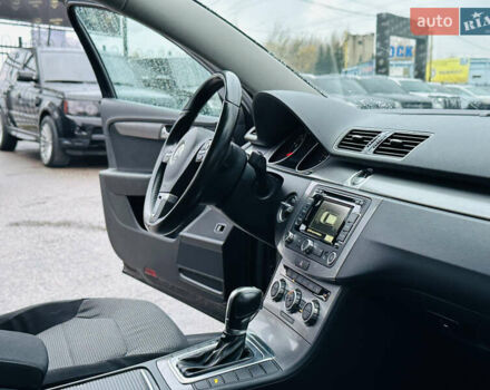 Чорний Фольксваген Пассат, об'ємом двигуна 2 л та пробігом 190 тис. км за 11500 $, фото 24 на Automoto.ua