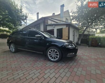 Черный Фольксваген Пассат, объемом двигателя 1.97 л и пробегом 294 тыс. км за 12000 $, фото 25 на Automoto.ua