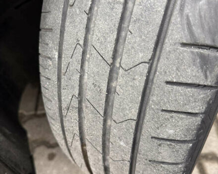 Черный Фольксваген Пассат, объемом двигателя 1.97 л и пробегом 299 тыс. км за 10800 $, фото 11 на Automoto.ua