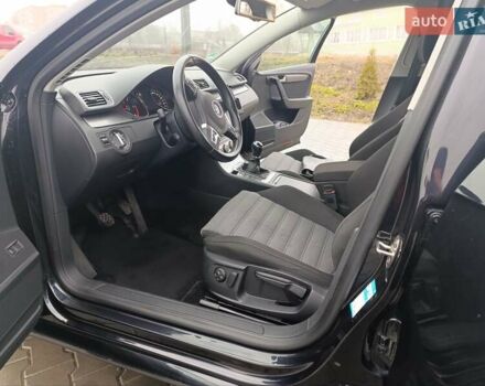 Черный Фольксваген Пассат, объемом двигателя 1.97 л и пробегом 270 тыс. км за 10700 $, фото 13 на Automoto.ua