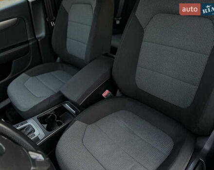 Черный Фольксваген Пассат, объемом двигателя 1.6 л и пробегом 213 тыс. км за 11900 $, фото 58 на Automoto.ua