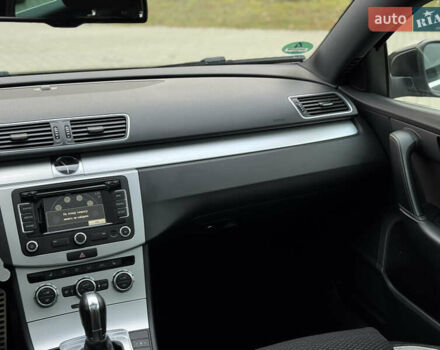 Чорний Фольксваген Пассат, об'ємом двигуна 2 л та пробігом 249 тис. км за 13200 $, фото 53 на Automoto.ua