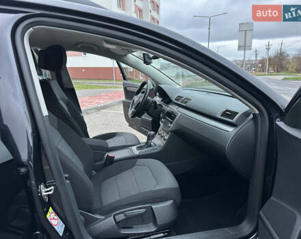 Черный Фольксваген Пассат, объемом двигателя 1.97 л и пробегом 224 тыс. км за 11999 $, фото 23 на Automoto.ua