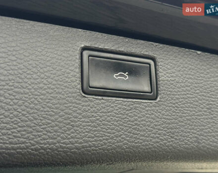 Чорний Фольксваген Пассат, об'ємом двигуна 2 л та пробігом 249 тис. км за 13200 $, фото 24 на Automoto.ua