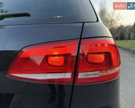 Чорний Фольксваген Пассат, об'ємом двигуна 2 л та пробігом 244 тис. км за 12550 $, фото 22 на Automoto.ua