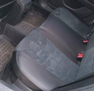 Черный Фольксваген Пассат, объемом двигателя 1.6 л и пробегом 270 тыс. км за 11000 $, фото 1 на Automoto.ua