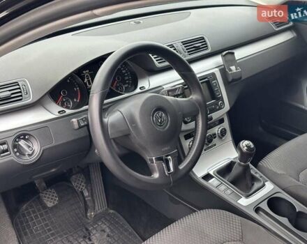 Черный Фольксваген Пассат, объемом двигателя 2 л и пробегом 336 тыс. км за 9990 $, фото 16 на Automoto.ua
