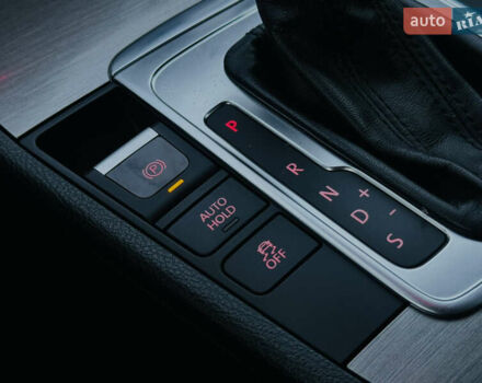 Черный Фольксваген Пассат, объемом двигателя 1.6 л и пробегом 213 тыс. км за 11900 $, фото 53 на Automoto.ua