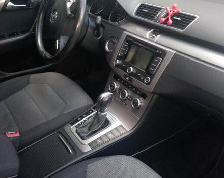 Черный Фольксваген Пассат, объемом двигателя 1.6 л и пробегом 228 тыс. км за 14000 $, фото 6 на Automoto.ua