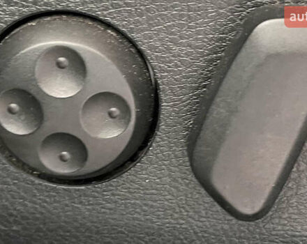 Чорний Фольксваген Пассат, об'ємом двигуна 1.97 л та пробігом 321 тис. км за 10750 $, фото 6 на Automoto.ua