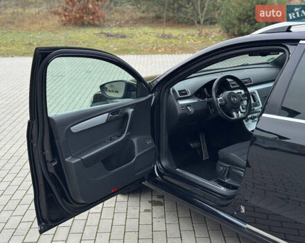 Чорний Фольксваген Пассат, об'ємом двигуна 2 л та пробігом 249 тис. км за 13200 $, фото 37 на Automoto.ua
