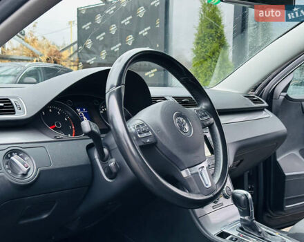 Чорний Фольксваген Пассат, об'ємом двигуна 2 л та пробігом 190 тис. км за 11500 $, фото 14 на Automoto.ua