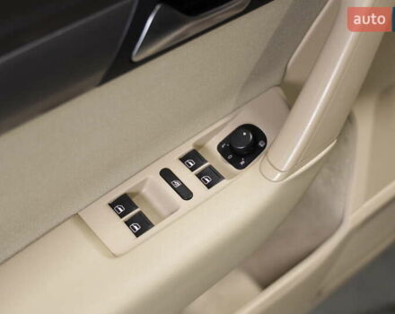 Чорний Фольксваген Пассат, об'ємом двигуна 0 л та пробігом 278 тис. км за 12500 $, фото 18 на Automoto.ua