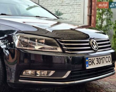 Черный Фольксваген Пассат, объемом двигателя 1.6 л и пробегом 195 тыс. км за 9700 $, фото 16 на Automoto.ua