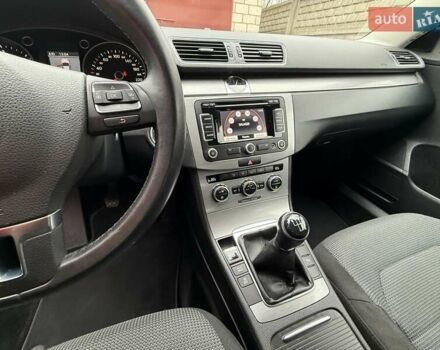 Чорний Фольксваген Пассат, об'ємом двигуна 1.97 л та пробігом 290 тис. км за 12300 $, фото 19 на Automoto.ua