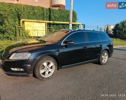 Черный Фольксваген Пассат, объемом двигателя 1.6 л и пробегом 257 тыс. км за 9200 $, фото 4 на Automoto.ua