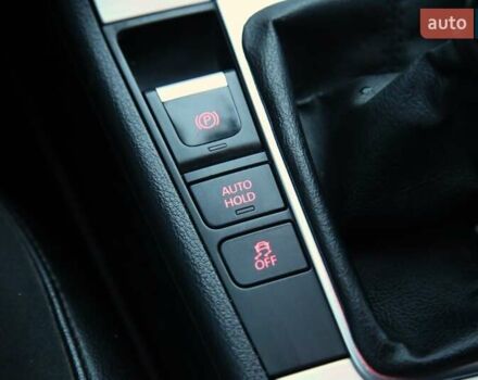 Черный Фольксваген Пассат, объемом двигателя 1.6 л и пробегом 262 тыс. км за 8800 $, фото 18 на Automoto.ua